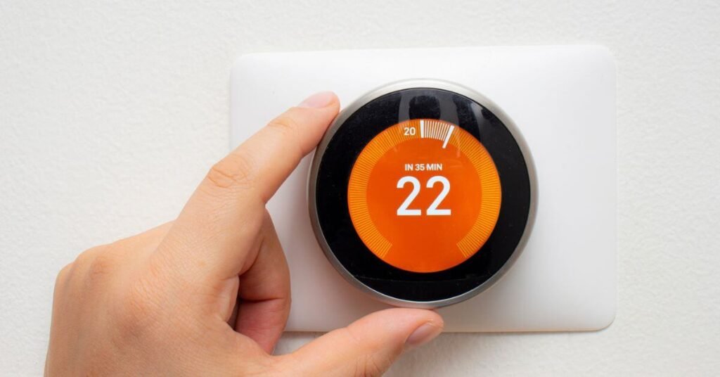 Exploring the Advantages of Smart Thermostats with Geofencing