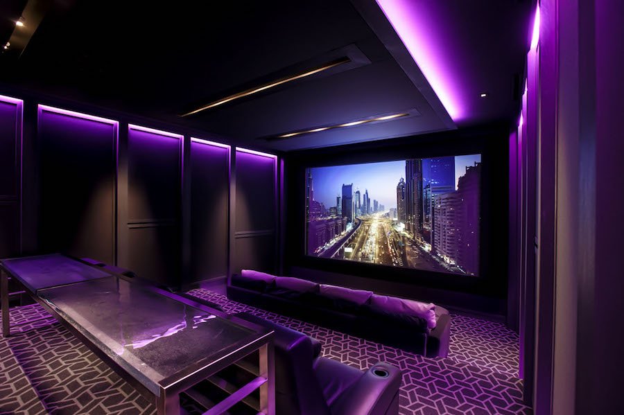 What Are The Benefits Of A Projector-based Home Theater System?